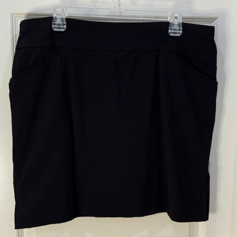 Black Knit Chico's Pull-on Skort - 3 (US Size 16)